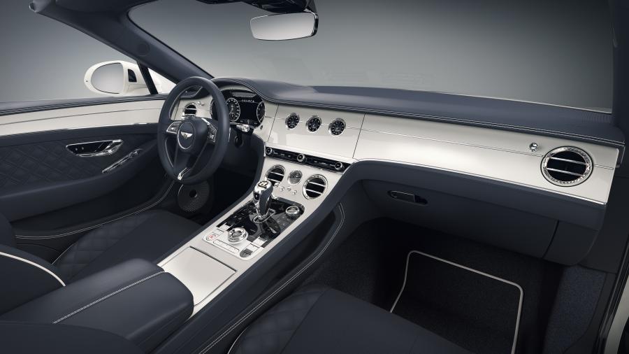 Торпедо Bentley Continental GT Convertible Bavarian Edition By Mulliner 2019 года  (фото 4 из 5)